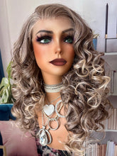 Load image into Gallery viewer, "Ashley"❤️(Luxurious Line)