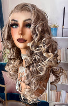 Load image into Gallery viewer, "Ashley"❤️(Luxurious Line)