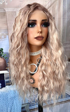 Load image into Gallery viewer, "Silkwave"💕 Luxurious line.